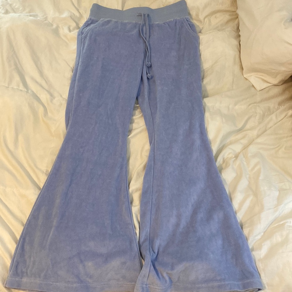 Aerie velvet flare pants never worn in size small